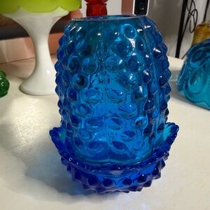 Fenton blue hobnail fairy lamp *TOP DAMAGED*